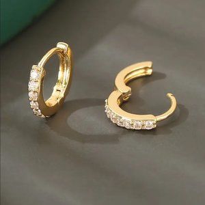 18K Gold Small Hoop Earrings 1ct Diamonds Womens Huggie Hoops Ladies Jewelry NEW